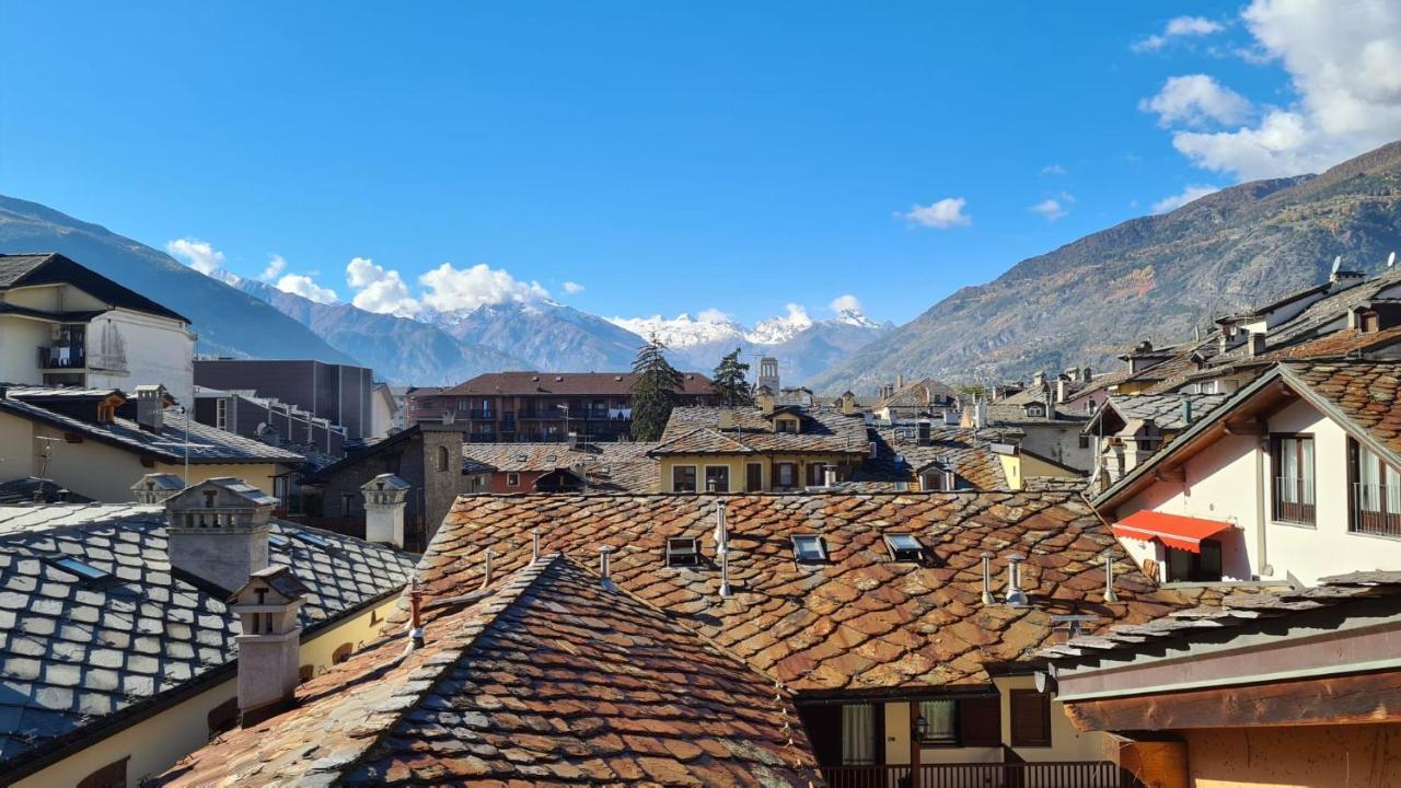 Aymon De Challant Aosta Esterno foto